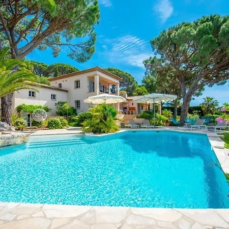 Villa Superbe Avec Piscine Et Vue - Capella